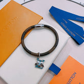 China Replica LV Bracelets 40usd Only